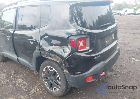 2017 Jeep Renegade Trailhawk 4X4 from USA, damaged, VIN ZACCJBCB6HPE80084